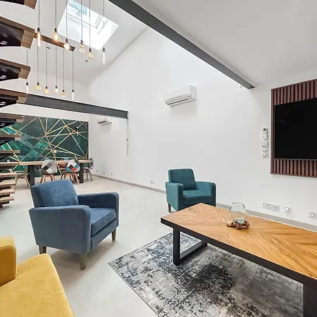 Tatil Evi Le Loft Du Canal De Rompsay La Rochelle (Charente-Maritime)